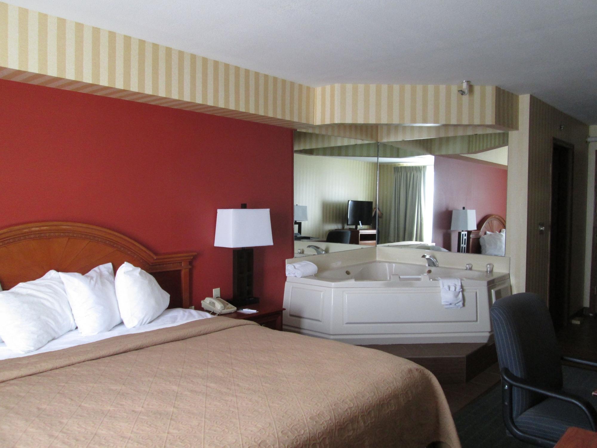 Quality Inn Gaylord Zewnętrze zdjęcie