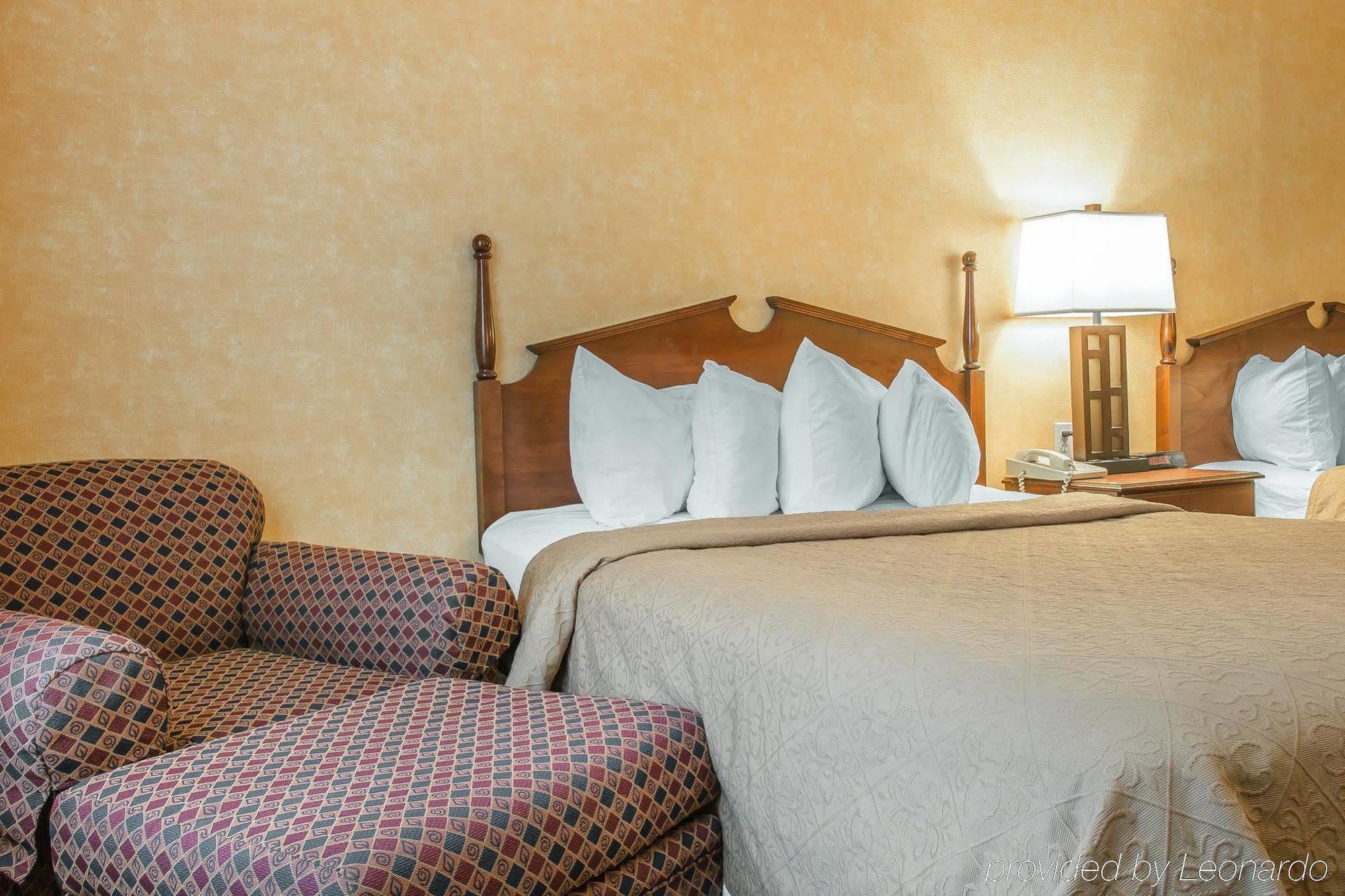 Quality Inn Gaylord Zewnętrze zdjęcie