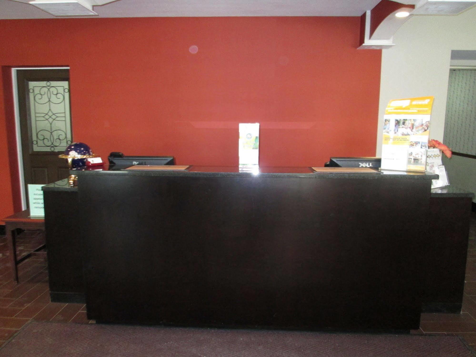 Quality Inn Gaylord Zewnętrze zdjęcie